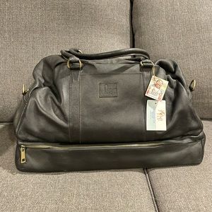 NWT Ethiopian leather black weekender with separate pocket on bottom for shoes